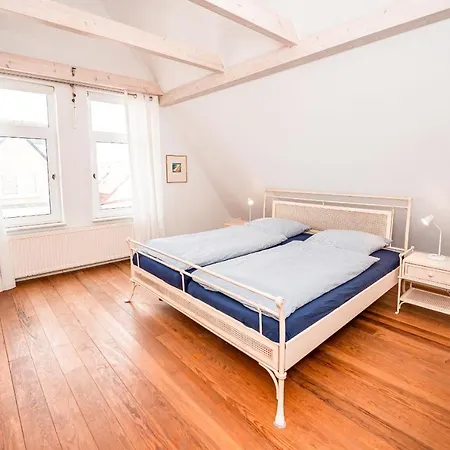 Haus Strandgut Ferienhaus *